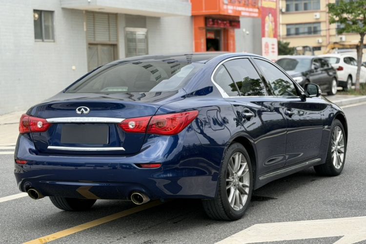 Used Infiniti Q50L 2016 2.0T Ambition Edition Exterior 2