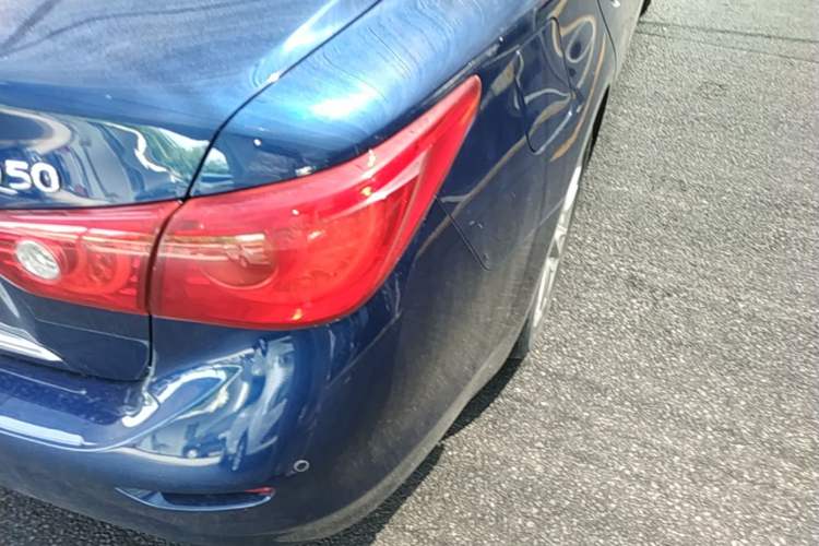 Used Infiniti Q50L 2016 2.0T Ambition Edition Exterior 3