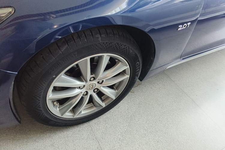 Used Infiniti Q50L 2016 2.0T Enjoyment Edition Exterior 4