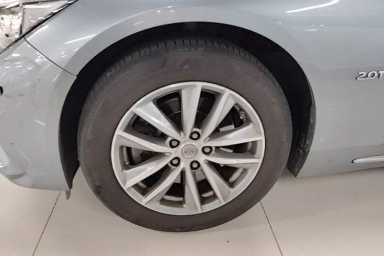 Used Infiniti Q50L 2016 2.0T Enjoyment Edition Exterior 4