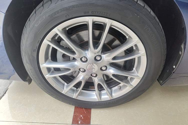 Used Infiniti Q50L 2016 2.0T Ambition Edition Exterior 4