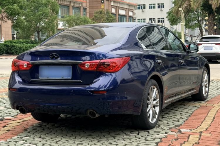Used Infiniti Q50L 2016 2.0T Ambition Edition Exterior 9