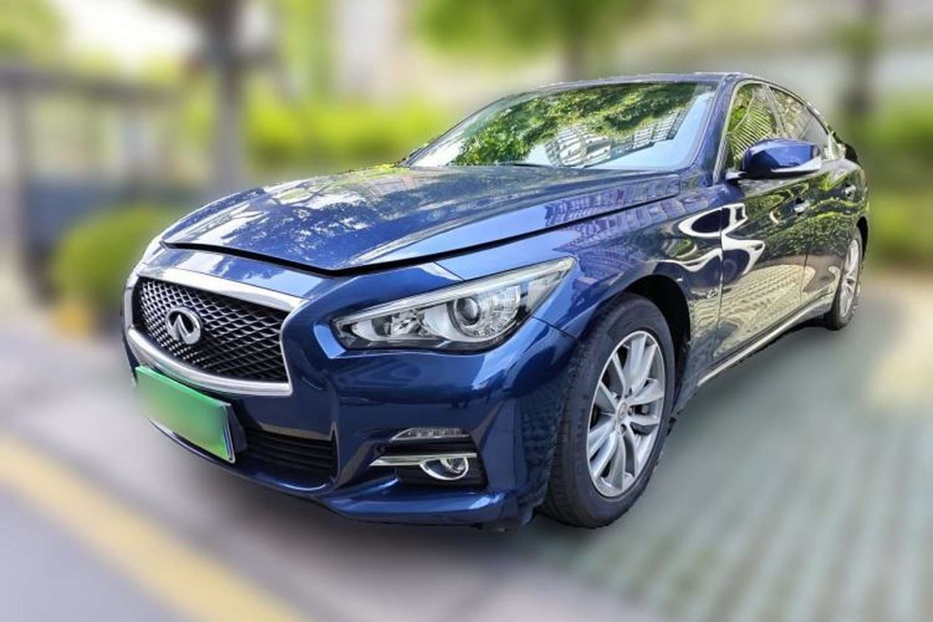 Used Infiniti Q50L 2016 2.0T Comfort Edition Front Left 45 Deg