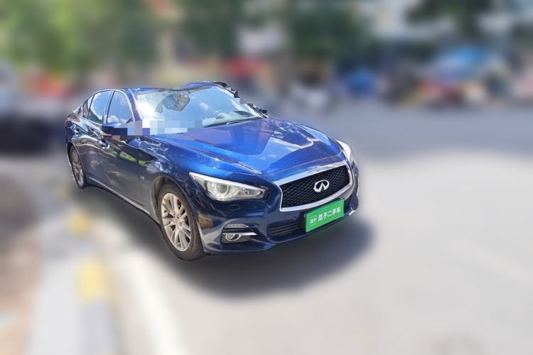 Used Infiniti Q50L 2016 2.0T Enjoyment Edition Front Right 45 Deg