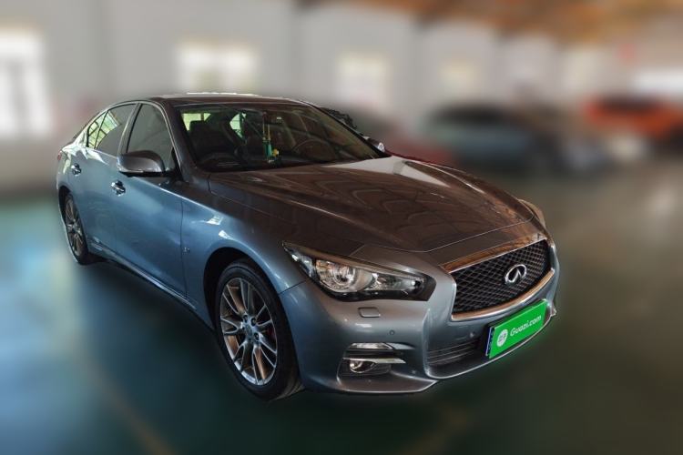 Used Infiniti Q50L 2016 2.0T Ambition Edition Front Right 45 Deg