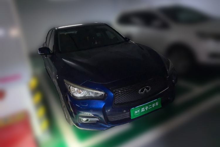 Used Infiniti Q50L 2016 2.0T Enjoyment Edition Front Right 45 Deg