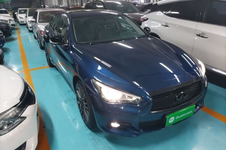 Used Infiniti Q50L 2016 2.0T Enjoyment Edition Front Right 45 Deg