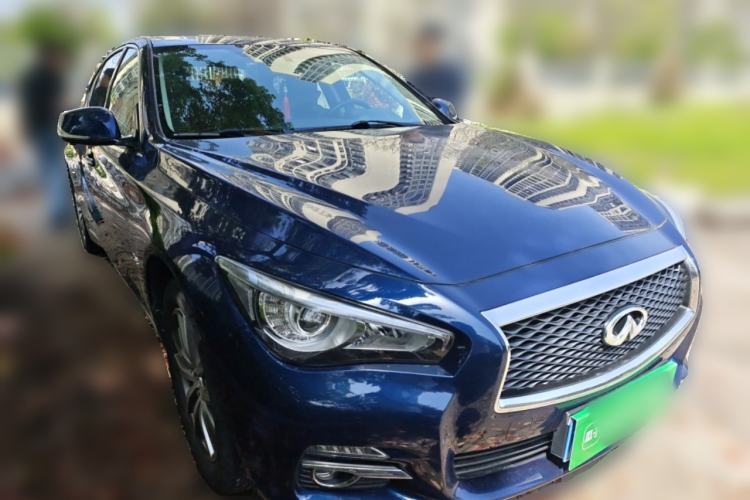 Used Infiniti Q50L 2016 2.0T Comfort Edition Front Right 45 Deg