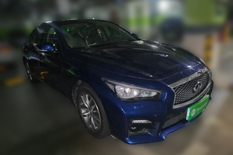 Used Infiniti Q50L 2016 2.0T Enjoyment Edition Front Right 45 Deg