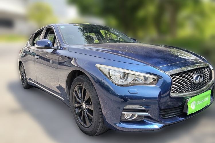 Used Infiniti Q50L 2016 2.0T Enjoyment Edition Front Right 45 Deg