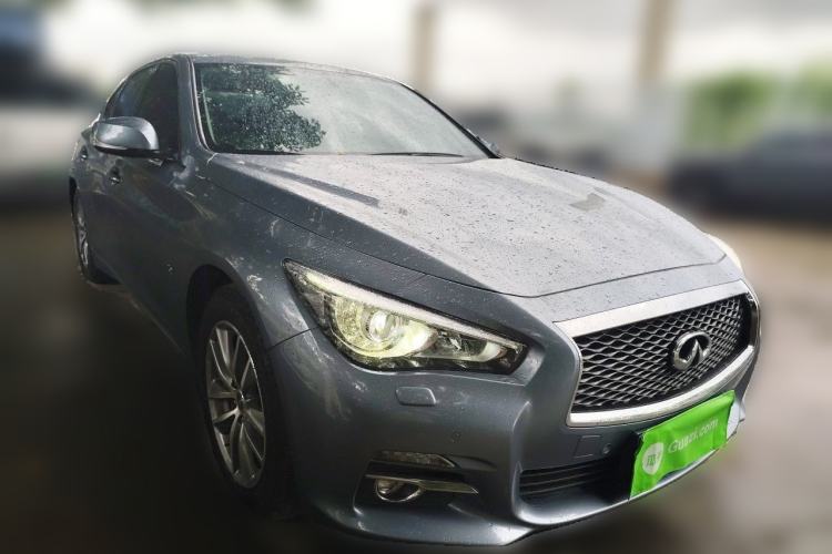 Used Infiniti Q50L 2016 2.0T Enjoyment Edition Front Right 45 Deg
