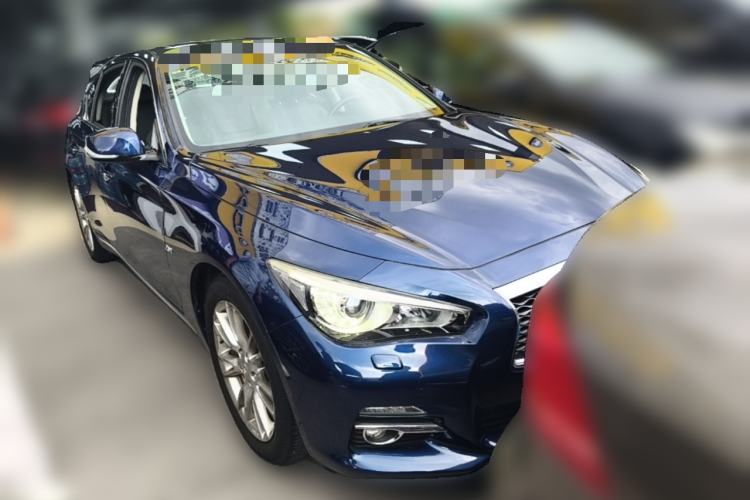 Used Infiniti Q50L 2016 2.0T Enjoyment Edition Front Right 45 Deg