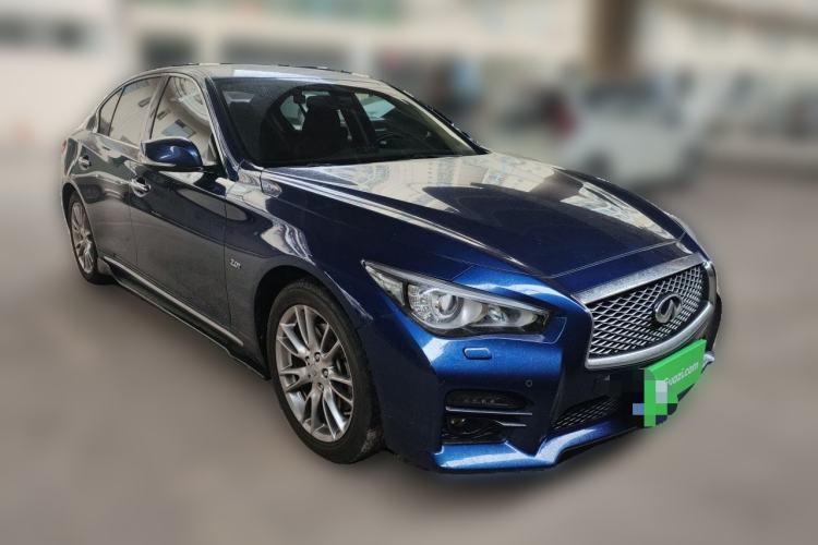 Used Infiniti Q50L 2016 2.0T Ambition Edition Front Right 45 Deg