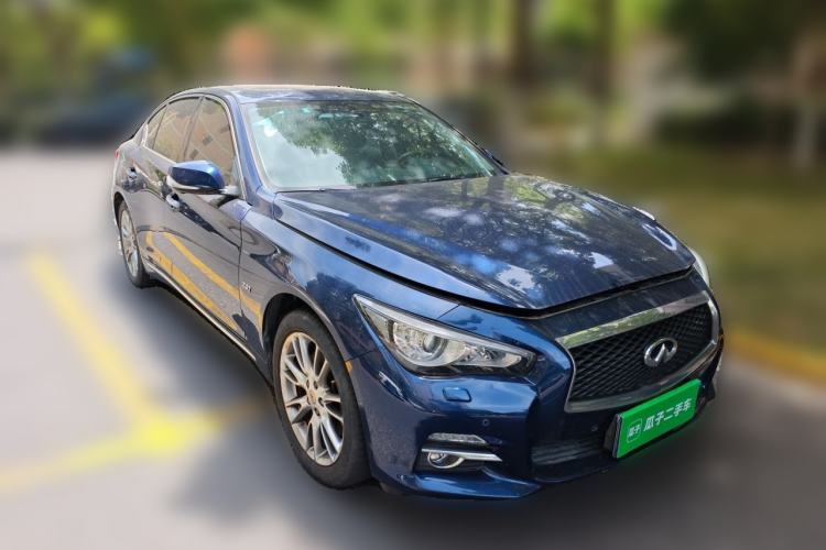Used Infiniti Q50L 2016 2.0T Ambition Edition Front Right 45 Deg