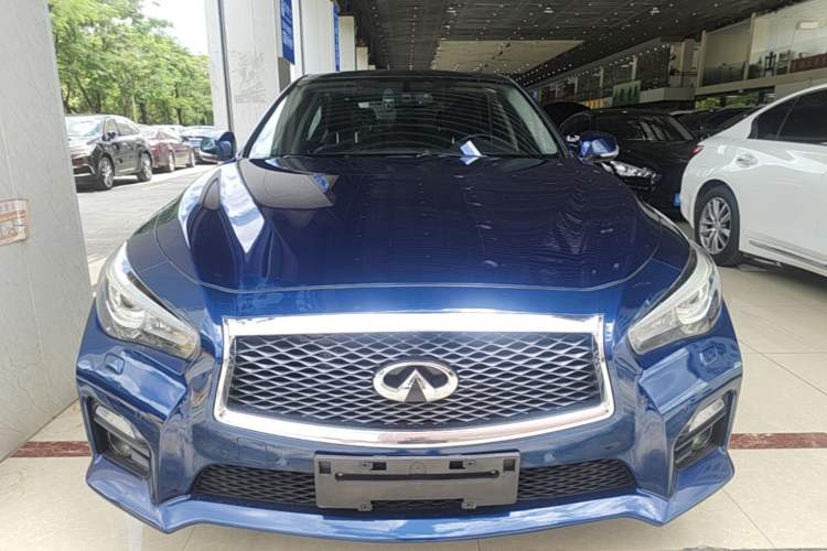 Used Infiniti Q50L 2016 2.0T Ambition Edition Front