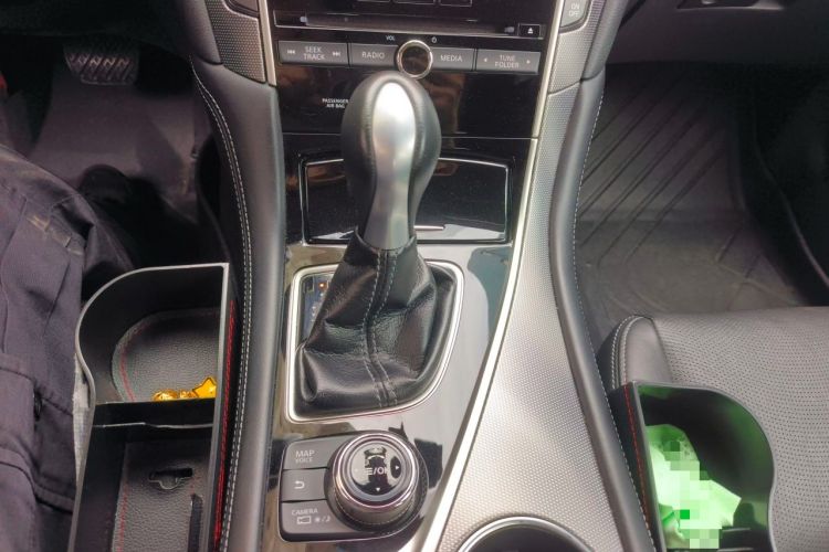 Used Infiniti Q50L 2016 2.0T Ambition Edition Gear Lever