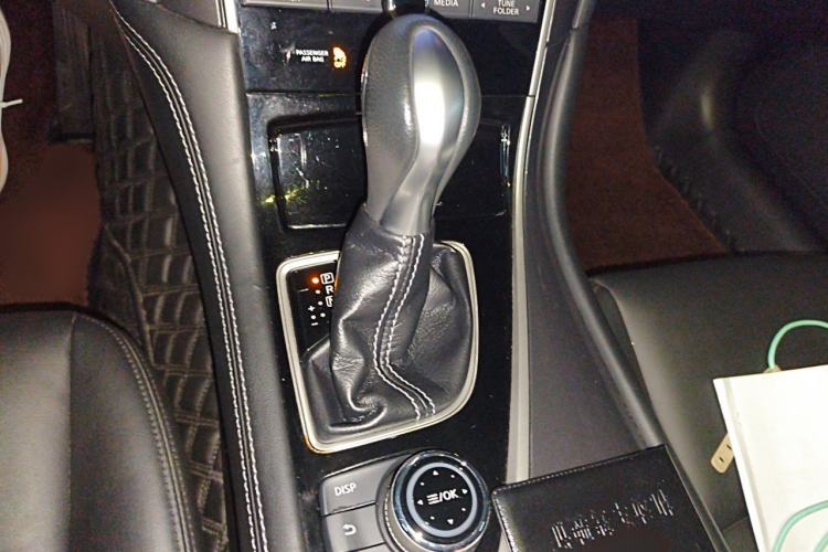 Used Infiniti Q50L 2016 2.0T Comfort Edition Gear Lever