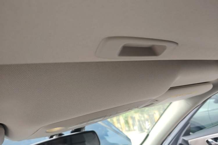 Used Infiniti Q50L 2016 2.0T Ambition Edition Headliner