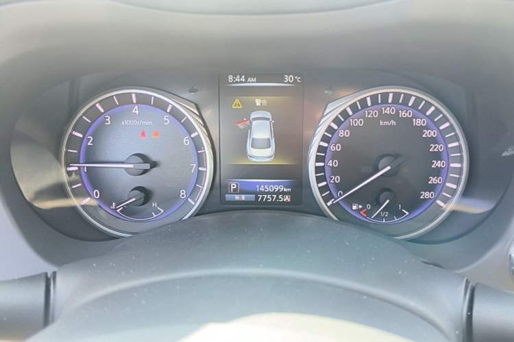 Used Infiniti Q50L 2016 2.0T Enjoyment Edition Instrument Cluster