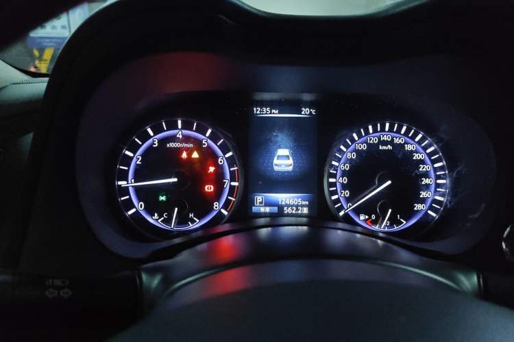 Used Infiniti Q50L 2016 2.0T Comfort Edition Instrument Cluster