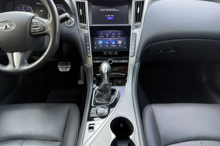Used Infiniti Q50L 2016 2.0T Enjoyment Edition Interior 11