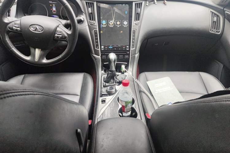 Used Infiniti Q50L 2016 2.0T Comfort Edition Interior 2