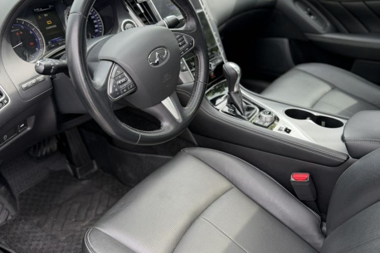 Used Infiniti Q50L 2016 2.0T Ambition Edition Interior 2