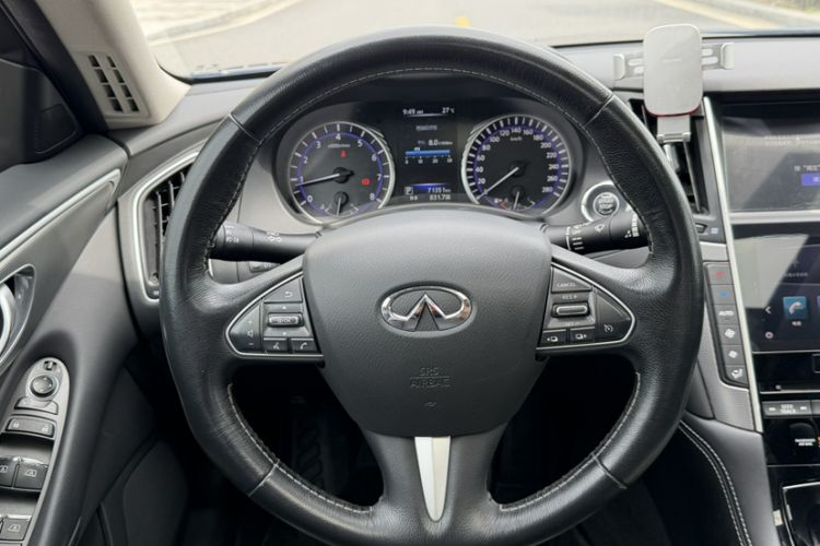 Used Infiniti Q50L 2016 2.0T Ambition Edition Interior 3