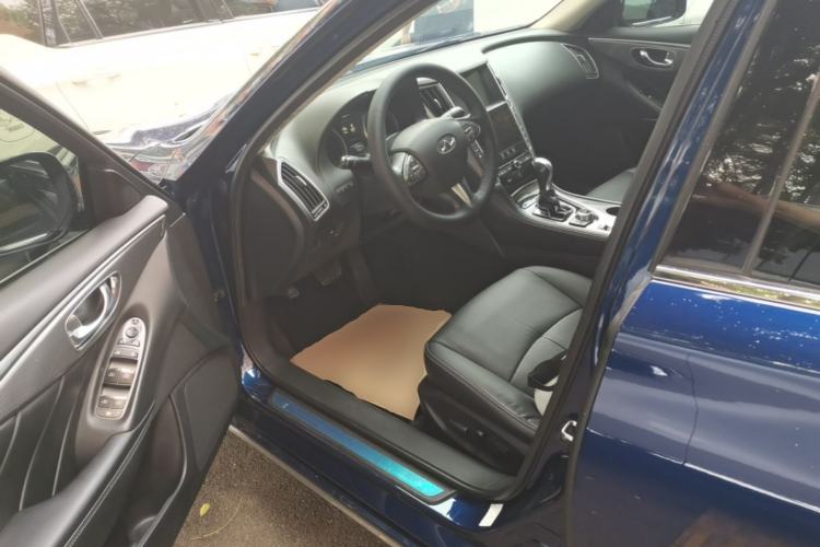 Used Infiniti Q50L 2016 2.0T Enjoyment Edition Left Front Seat