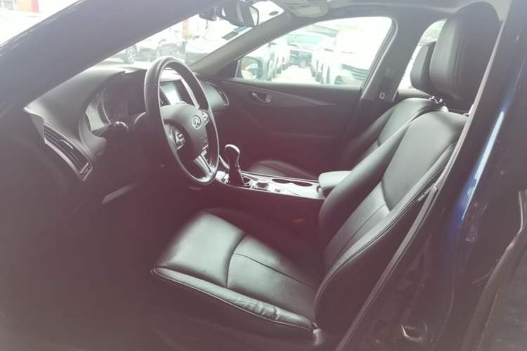 Used Infiniti Q50L 2016 2.0T Ambition Edition Left Front Seat