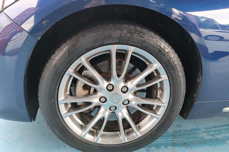 Used Infiniti Q50L 2016 2.0T Ambition Edition Left Front Wheel Hub