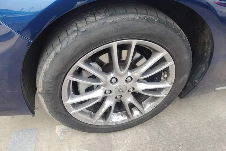 Used Infiniti Q50L 2016 2.0T Ambition Edition Left Front Wheel Hub