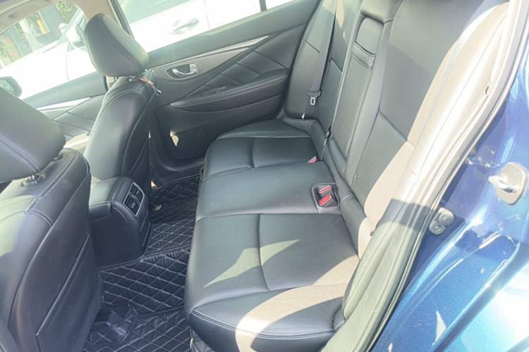 Used Infiniti Q50L 2016 2.0T Enjoyment Edition Left Rear Seat