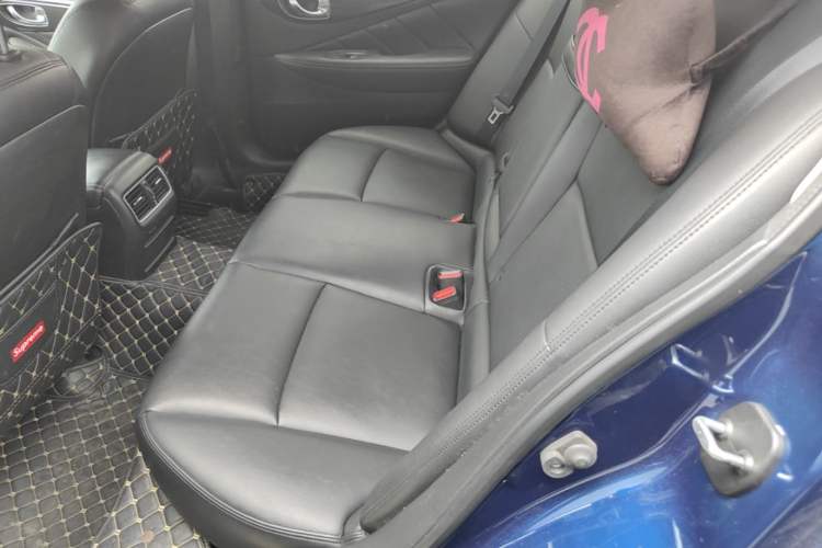 Used Infiniti Q50L 2016 2.0T Comfort Edition Left Rear Seat