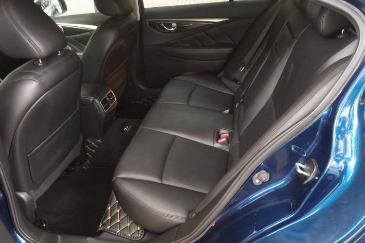 Used Infiniti Q50L 2016 2.0T Comfort Edition Left Rear Seat