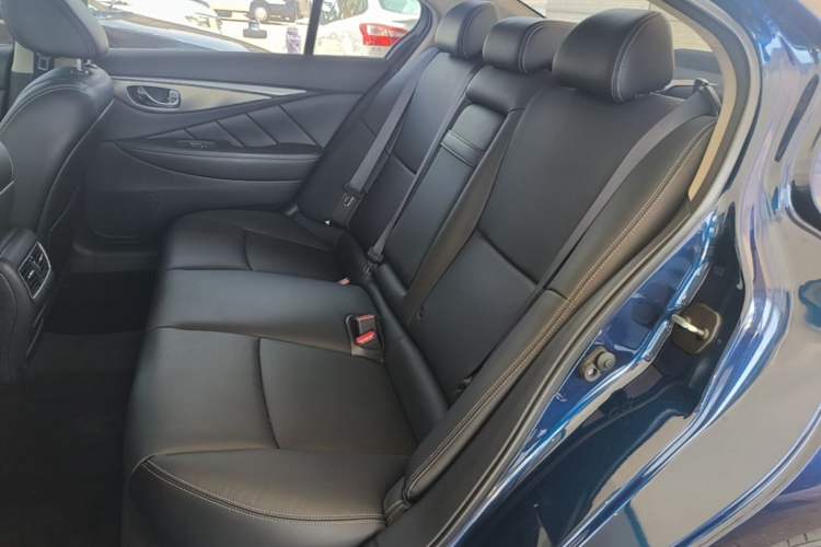Used Infiniti Q50L 2016 2.0T Enjoyment Edition Left Rear Seat