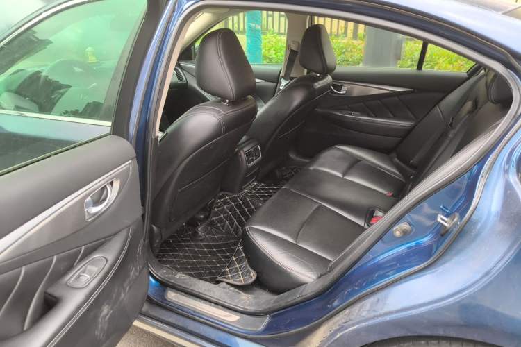 Used Infiniti Q50L 2016 2.0T Enjoyment Edition Left Rear Seat