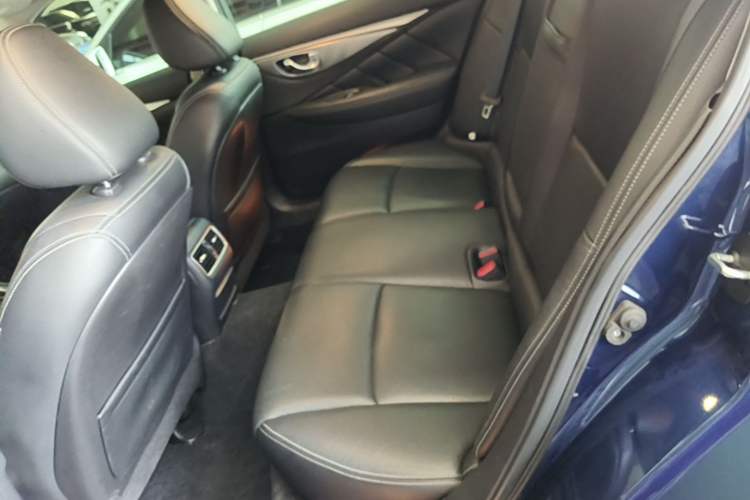 Used Infiniti Q50L 2016 2.0T Enjoyment Edition Left Rear Seat