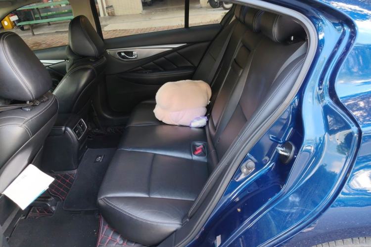 Used Infiniti Q50L 2016 2.0T Ambition Edition Left Rear Seat