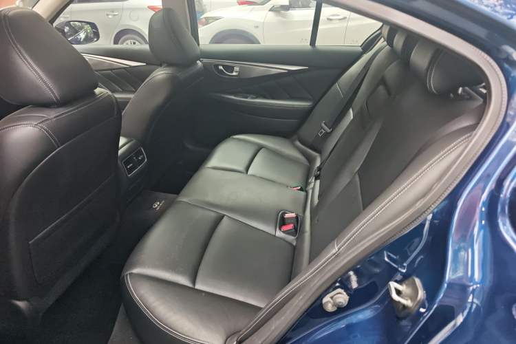 Used Infiniti Q50L 2016 2.0T Enjoyment Edition Left Rear Seat