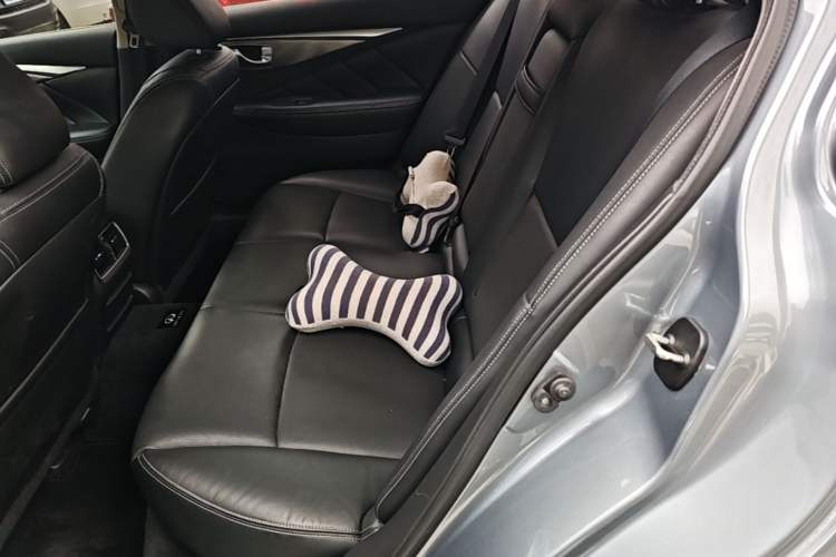 Used Infiniti Q50L 2016 2.0T Enjoyment Edition Left Rear Seat