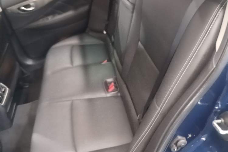 Used Infiniti Q50L 2016 2.0T Enjoyment Edition Left Rear Seat