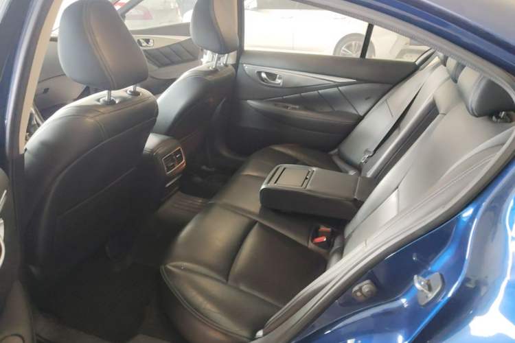Used Infiniti Q50L 2016 2.0T Enjoyment Edition Left Rear Seat