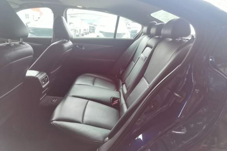 Used Infiniti Q50L 2016 2.0T Ambition Edition Left Rear Seat
