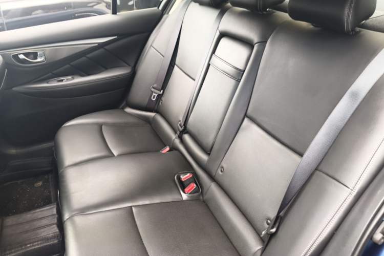 Used Infiniti Q50L 2016 2.0T Enjoyment Edition Left Rear Seat