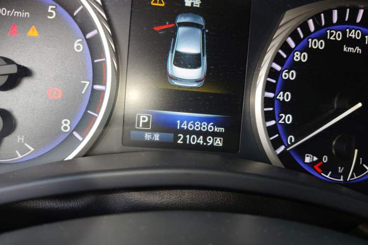 Used Infiniti Q50L 2016 2.0T Ambition Edition Odometer Close Up
