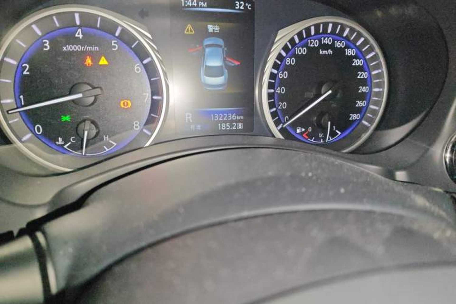 Used Infiniti Q50L 2016 2.0T Enjoyment Edition Odometer Close Up