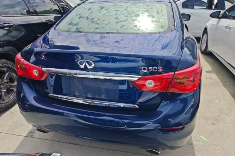 Used Infiniti Q50L 2016 2.0T Enjoyment Edition Rear