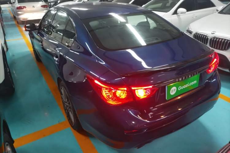 Used Infiniti Q50L 2016 2.0T Enjoyment Edition Rear Left 45 Deg
