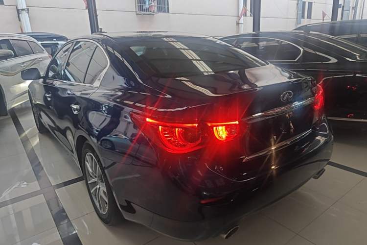 Used Infiniti Q50L 2016 2.0T Enjoyment Edition Rear Left 45 Deg